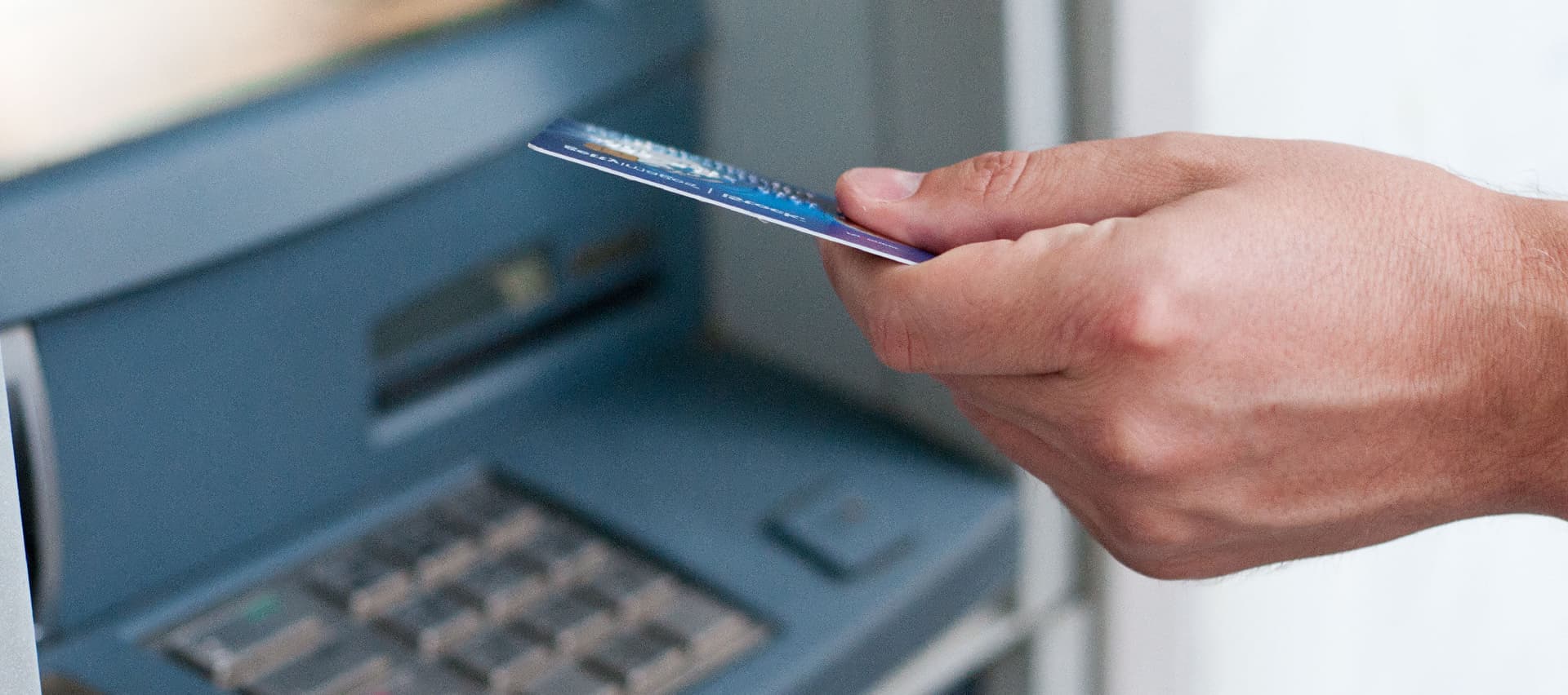 Vehicle finance company launches personal loan service for existing customers